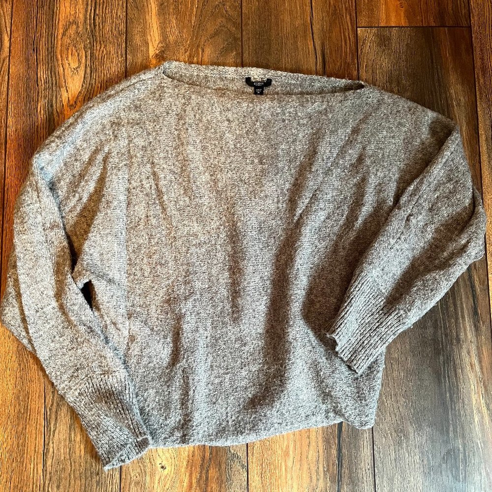 Guess off-shoulder wool grey sweater